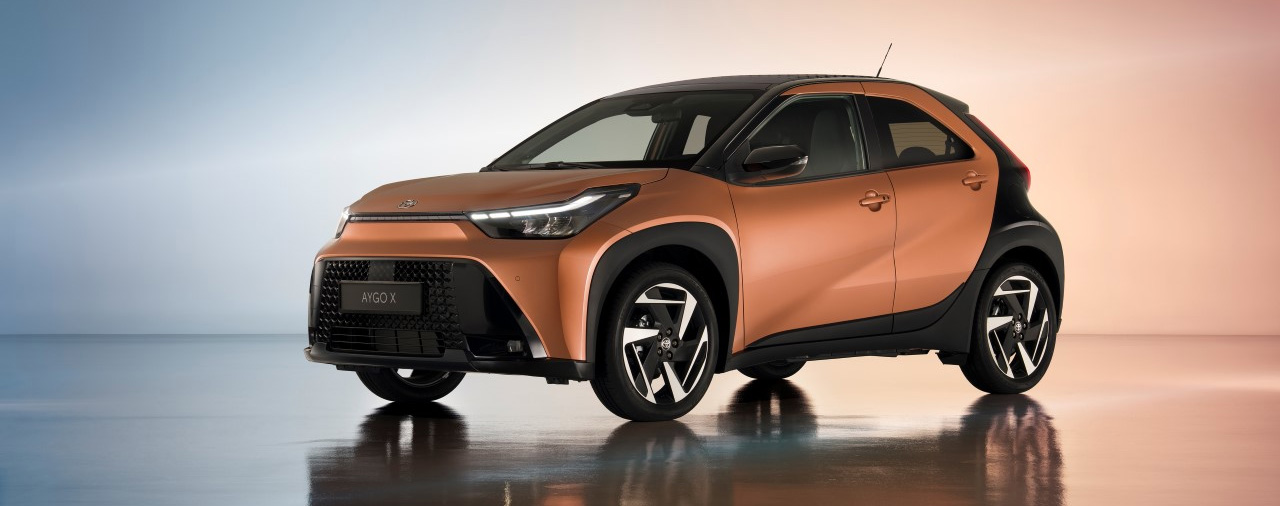 >Toyota Aygo X Hybrid - styl, moc i ekologia w mieście